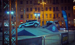 range-rover-evoque-urban-adventure-6-oktyabrya-2013_1_